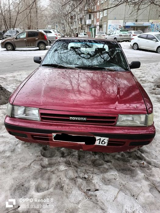 Продам Тойоту Карину 2. 171кузов