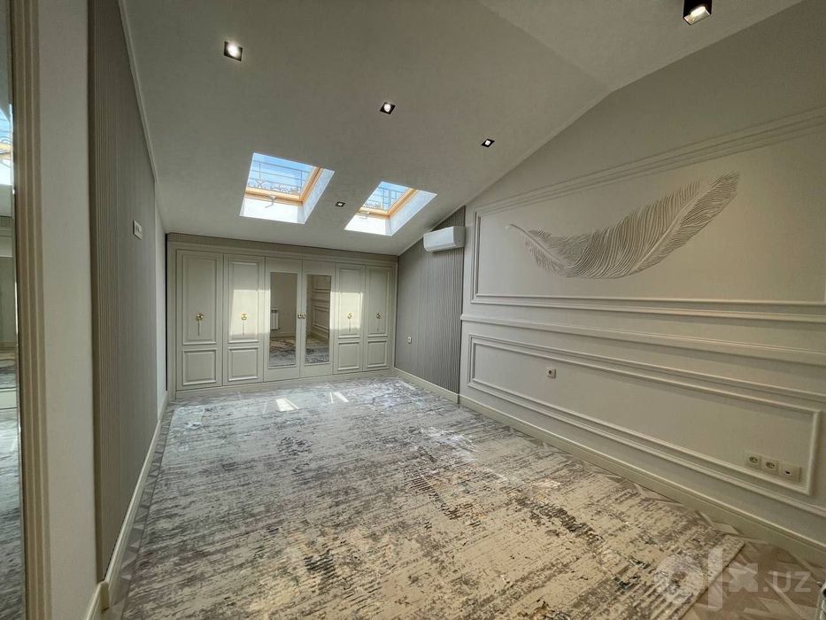 5-комнатная квартира в новостройке, 175 м², 7/8 этаж, ЖК Parisien