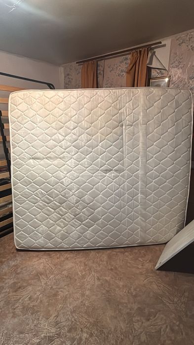 Продам кровать 180х200