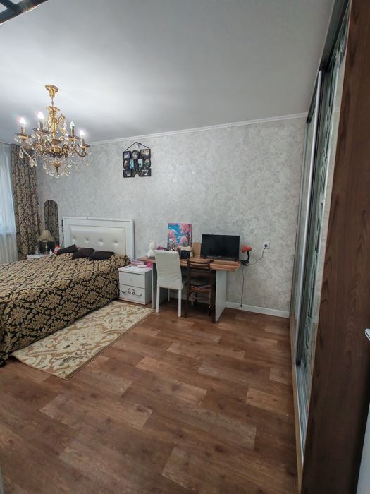 Продам 3 комнатную квартиру!!