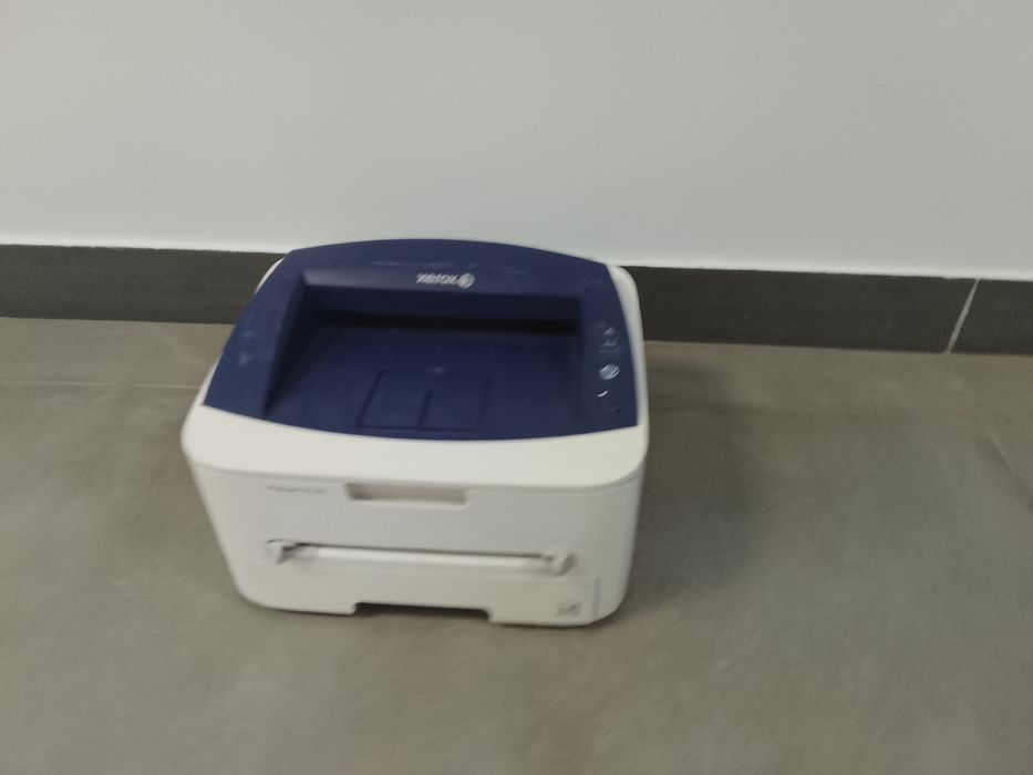 Продам принтер xerox