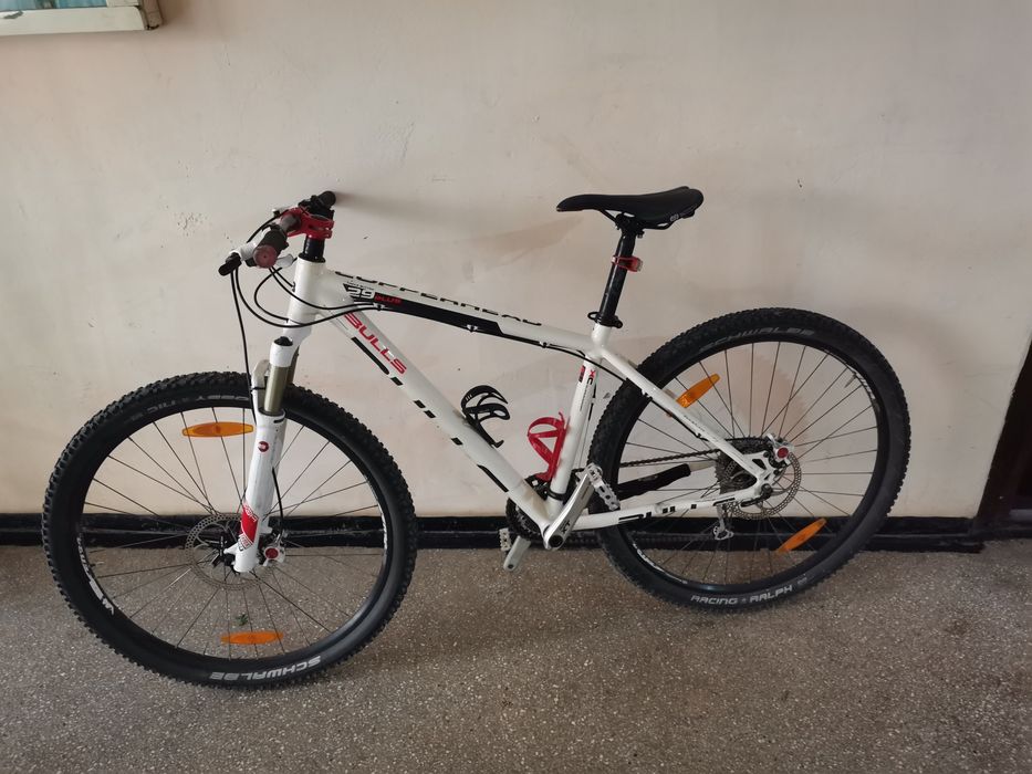 Vând bicicleta 29'er bulls