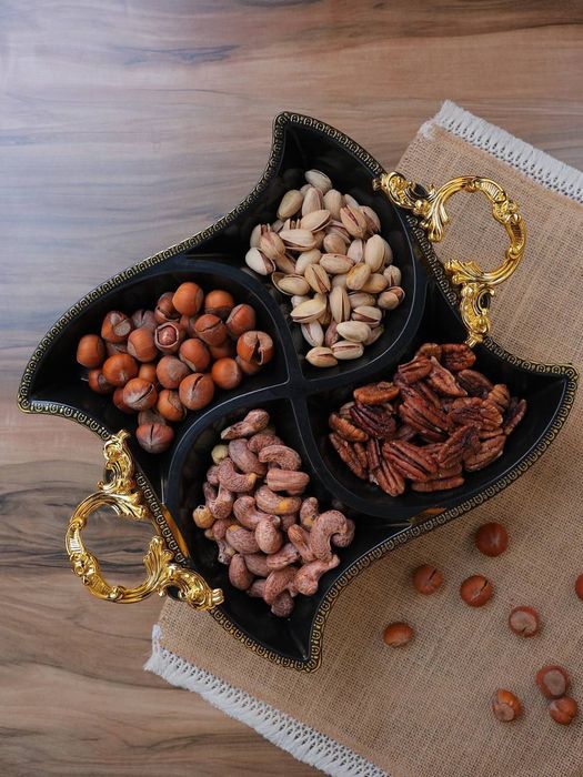 посуда для стола, пластиковая посуда.