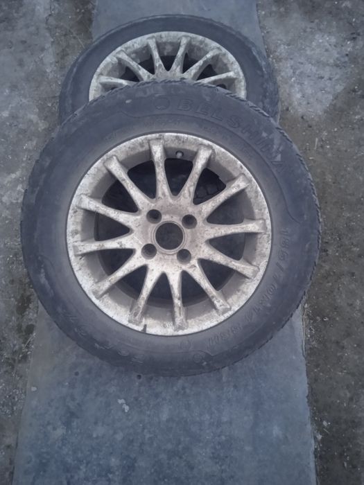 Продам два колеса