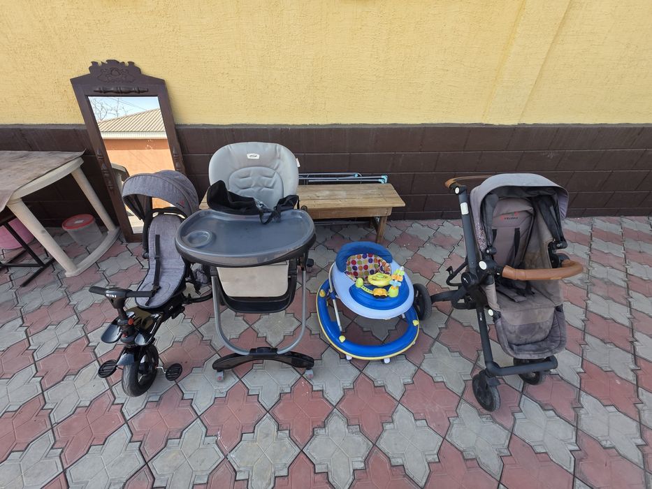 Продам коляска, ходунок