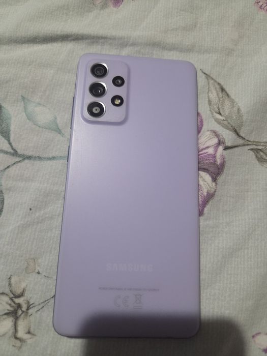 Телефон Samsung A52