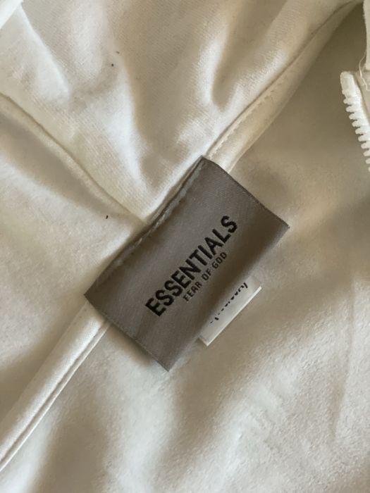 Кофта essentials