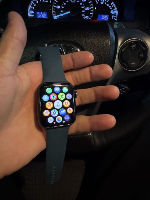 Продам Apple watsh 6