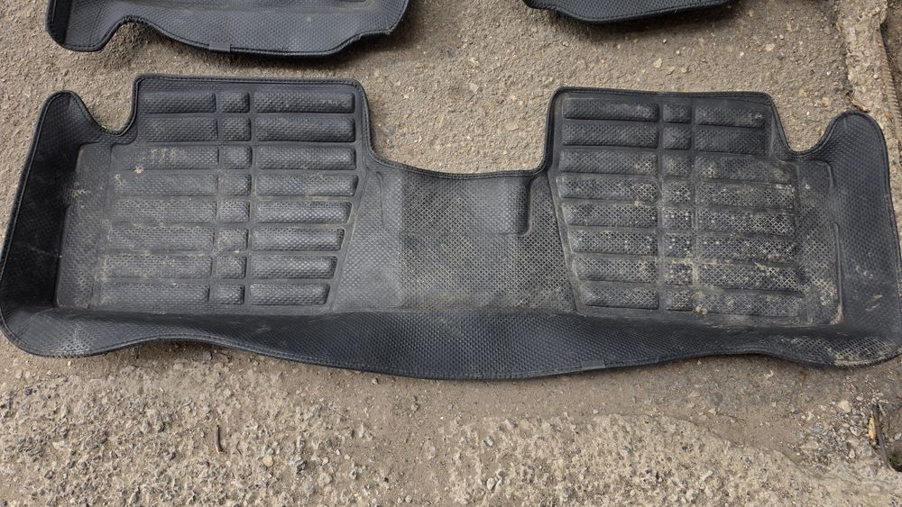 Полик Toyota Corolla 120/150