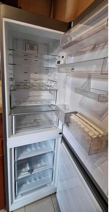 Хладилник с фризер Whirlpool BSNF 8151 OX, 315 л, Клас A+