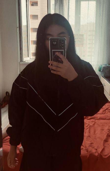 Олимпийка черного цвета