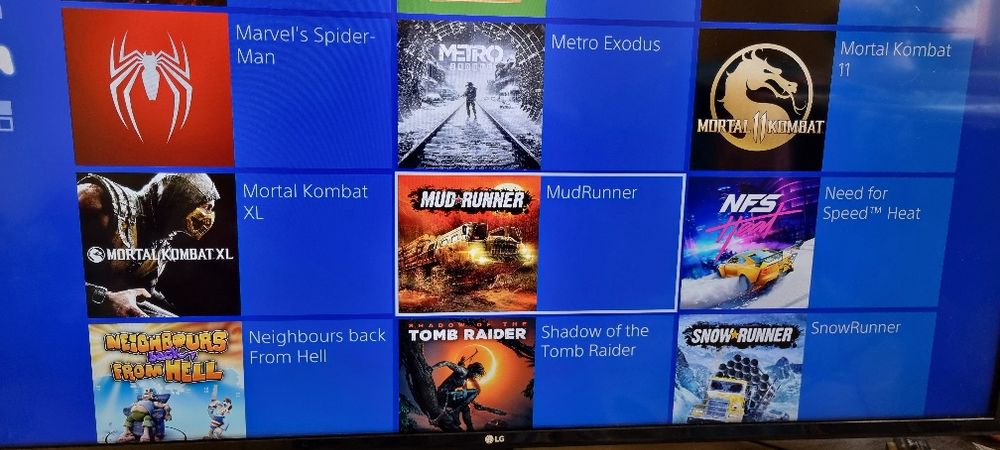 Playstation 4 1 tb gold hen перфектен