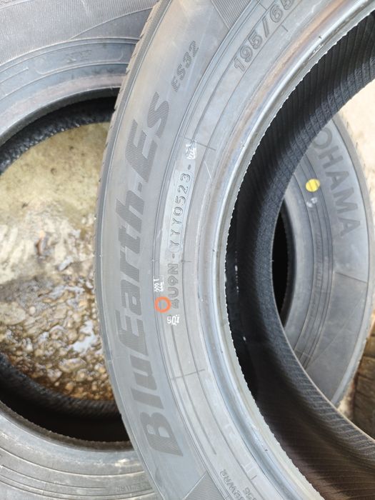 195/65/15 YOKOHAMA  BluEarth-Es