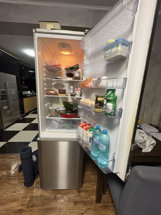 Vand frigider beko