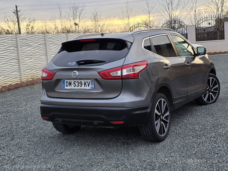 Nissan qashqai TEKNA 1.6L DCI 130 cp Cutie automată