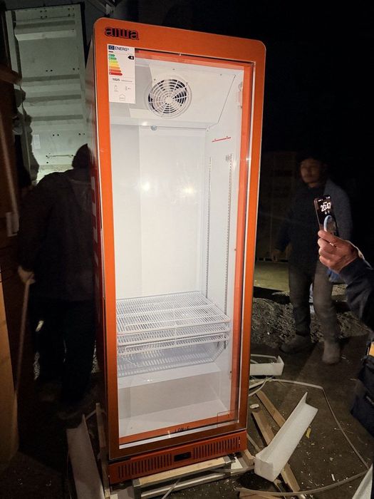 Холодильник витрина Aiwa new