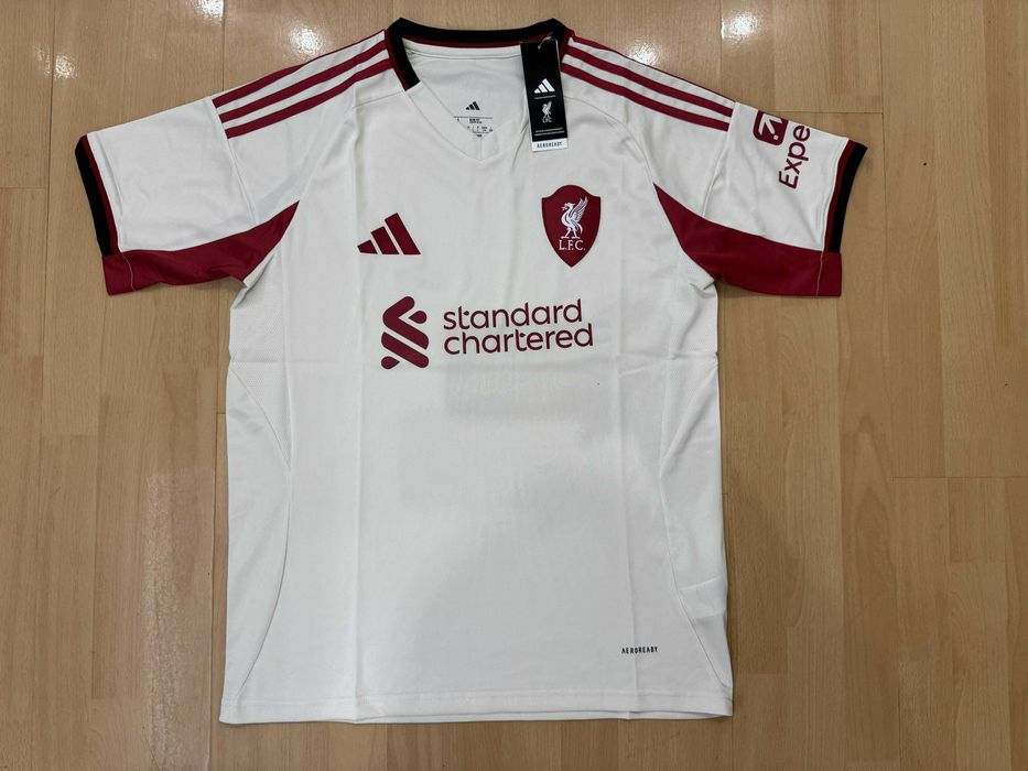 Liverpool 3rd away тениска за 25/26 година р-р Л