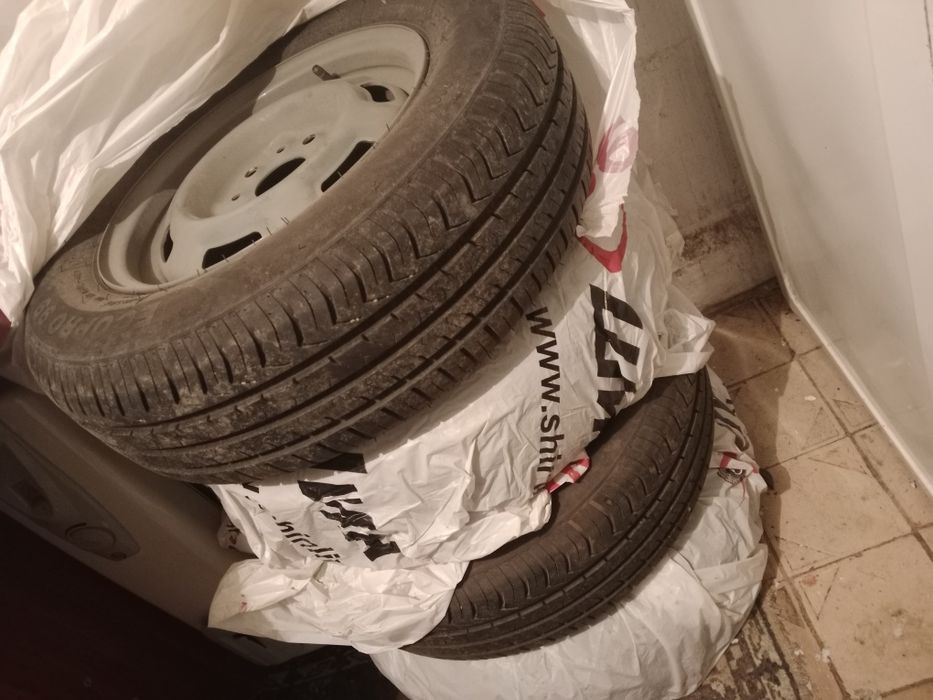 Летний шина с штамп диском