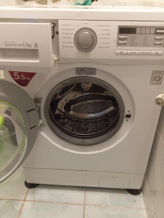 Продам стиральную машинку LG