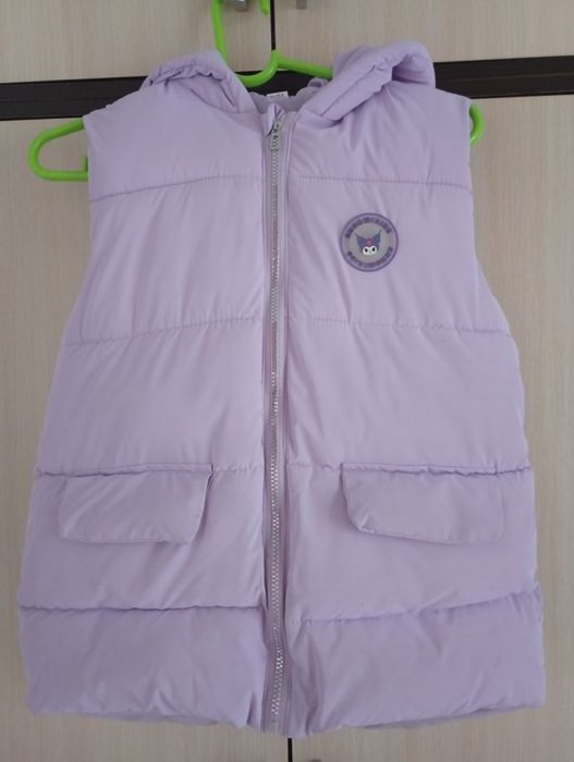 Продам детскую безрукавку.