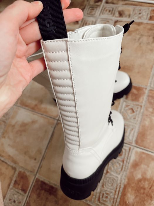 Ghete/ Bocanci crem/bej