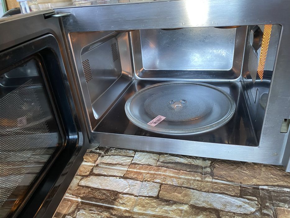 Микровълнова фурна   с грил EXQUISIT MW 900G, 1000W, 20L