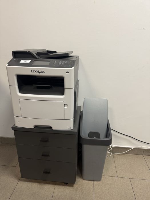 Офис обзавеждане в отлично състояние