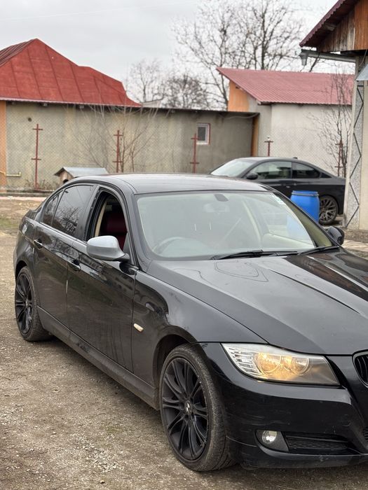 Dezmembrez bmw e90 facelift