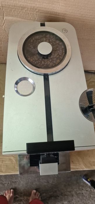 Кафеманашина Jura Ena8