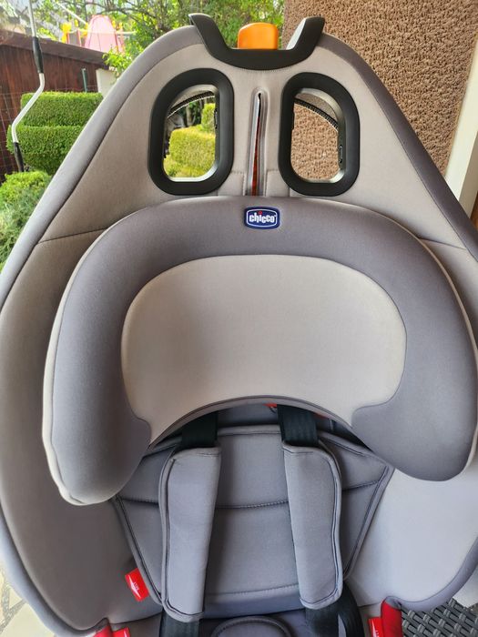 Детско столче за кола