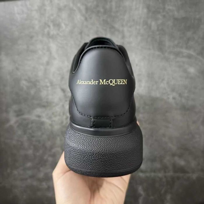 Alexander McQueen Oversized Sneaker