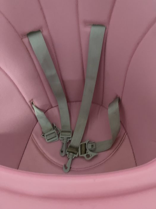 Scaun de masa bebe