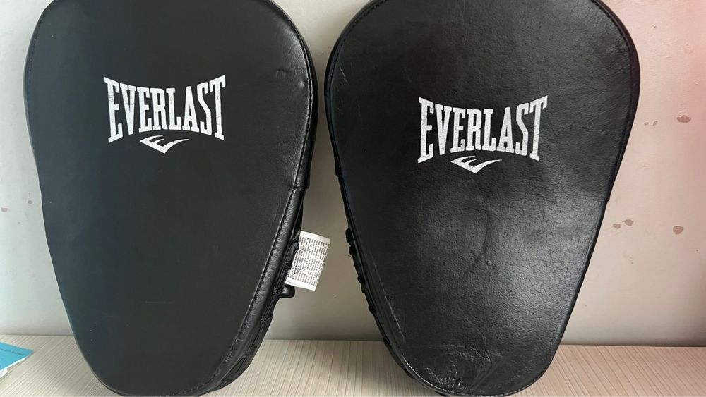 Лапы бокс, кикбокс ММА