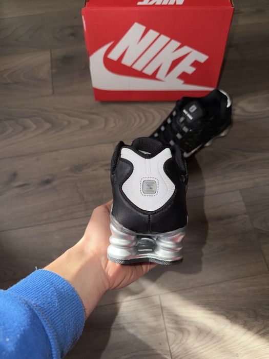 Nike Shox