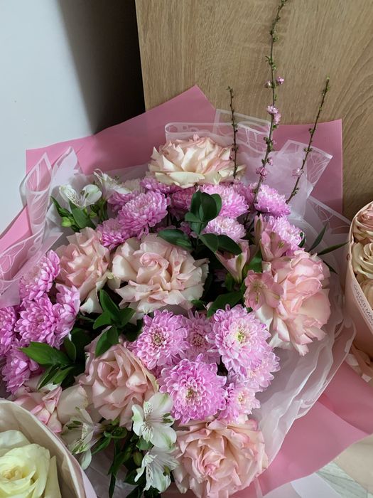 Продам срочно букеты