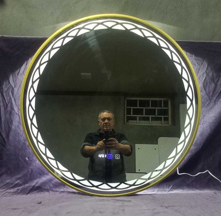 Зеркало с подсветкой на заказ