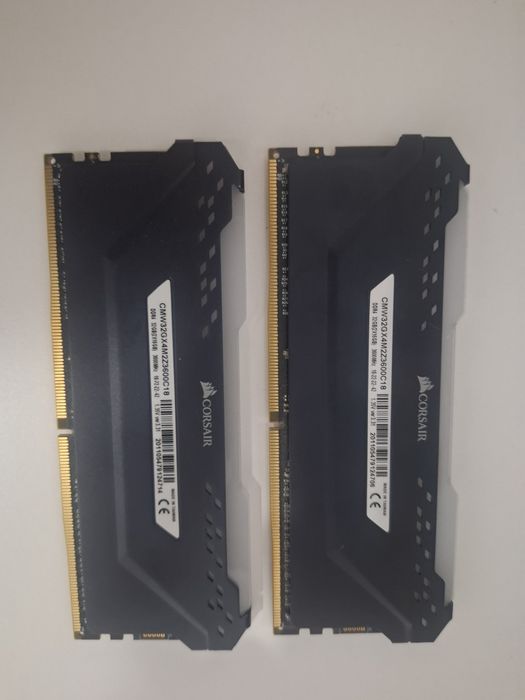 Corsair Vengeance PRO RGB 32GB (2x16GB) 3600MHz CL18 DDR4
