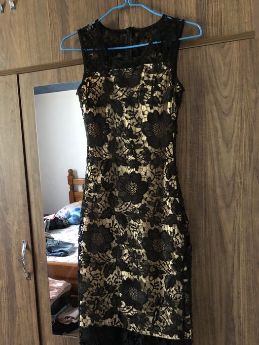 Vand rochie de toamna