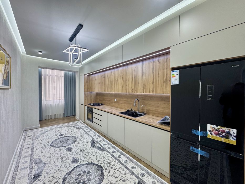 3х комнатная квартира, на 2 этаже. Рудакий