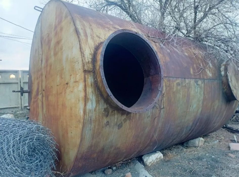 Продаётся цистерна для септика.