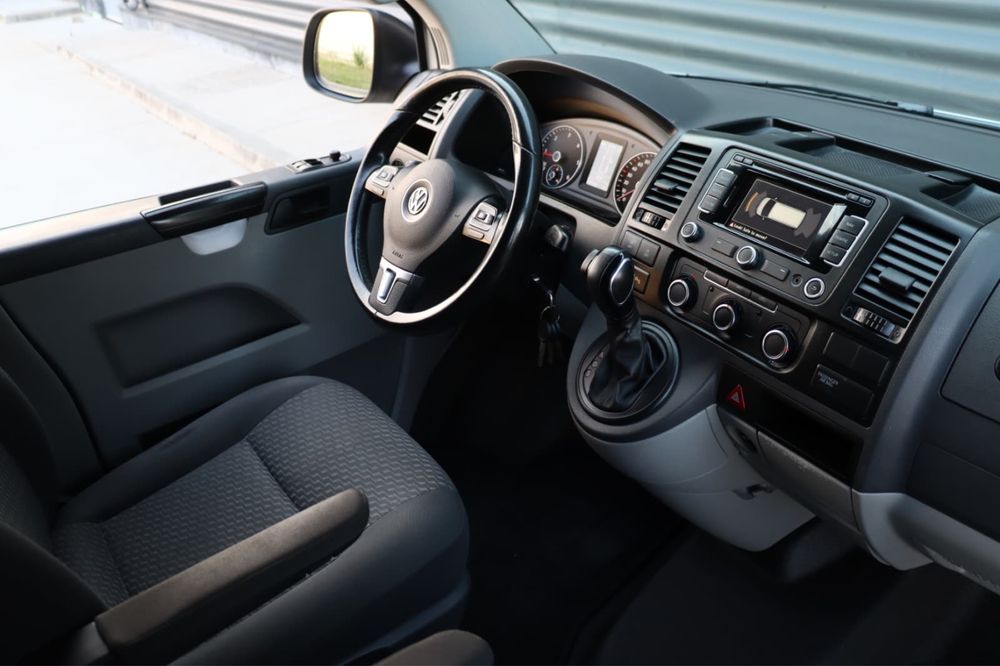 Volkswagen Transporter /DSG/Navi/Invertor 220/Webasto/Camera/Parktronic
