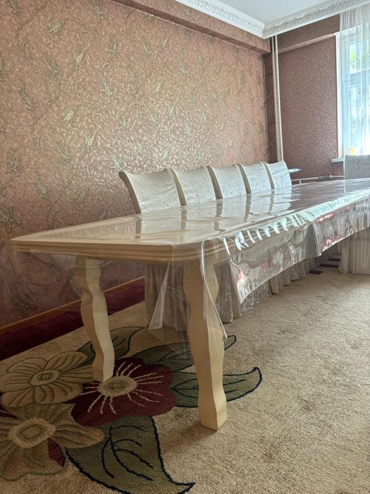 стол со стульями