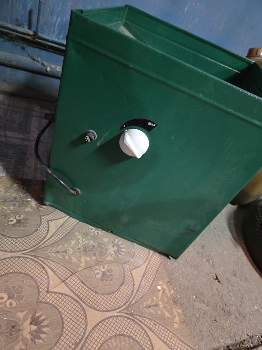 Зернодробилка для кормов