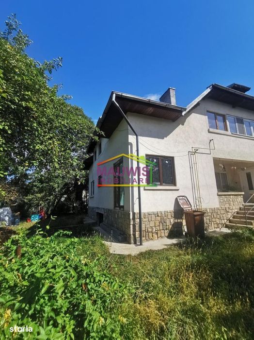 Casa P+S cu teren in Breaza - vis-a-vis de Liceul Militar
