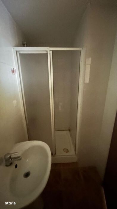 Apartament 3 camere S4 str Savinesti