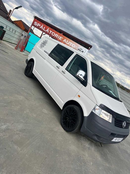 Vând Volkswagen  Transporter cu 6 locuri si duba an 2007