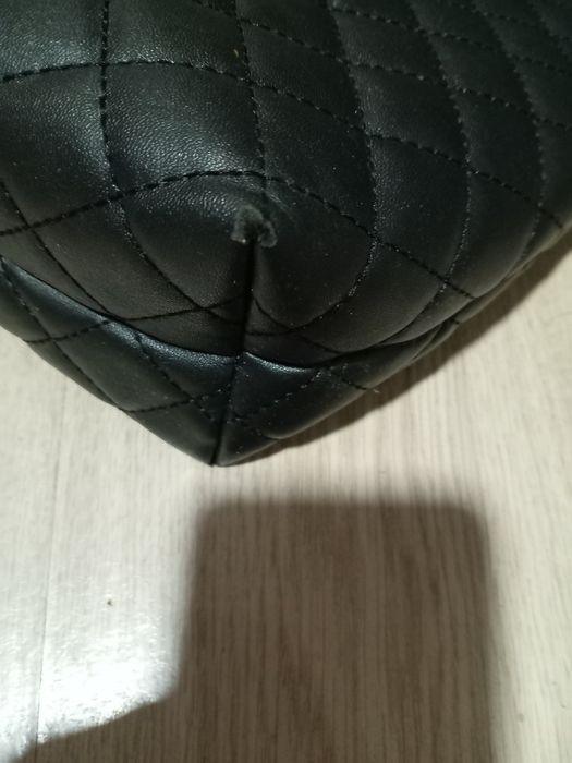 Черна дамска чанта