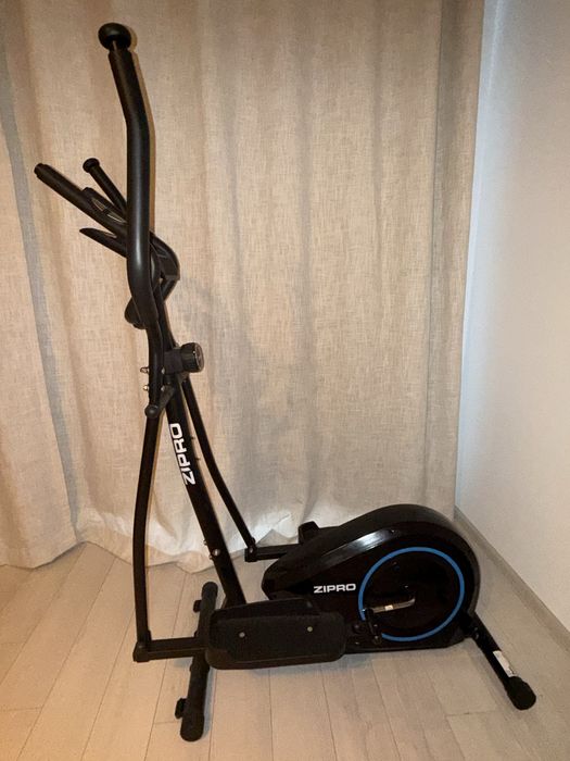 Bicicleta eliptica Zipro burn