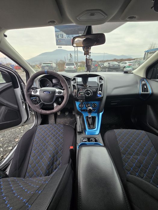 Vând ford focus mk3 2014.2.0 140cp