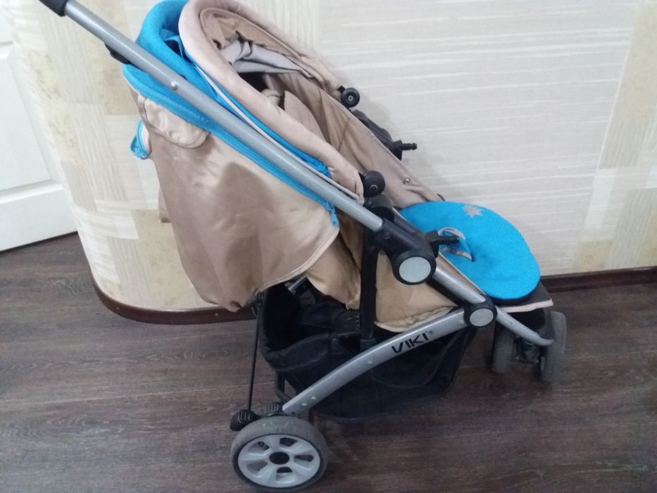 Продаю коляску трехколесную